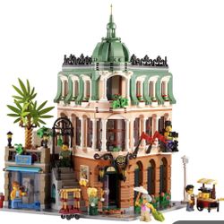 Lego Boutique Hotel 10297 Used $200