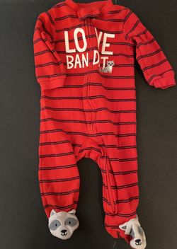 Love bandit footsie