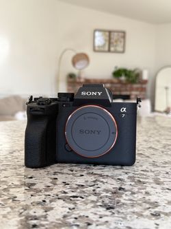 Sony A7 IV
