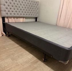 Queen Bed