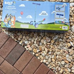 Bluey 3 Wheel Scooter 