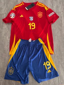 Kids Spain Lamine Yamal 19 Jersey Set sizes 22 & 24
