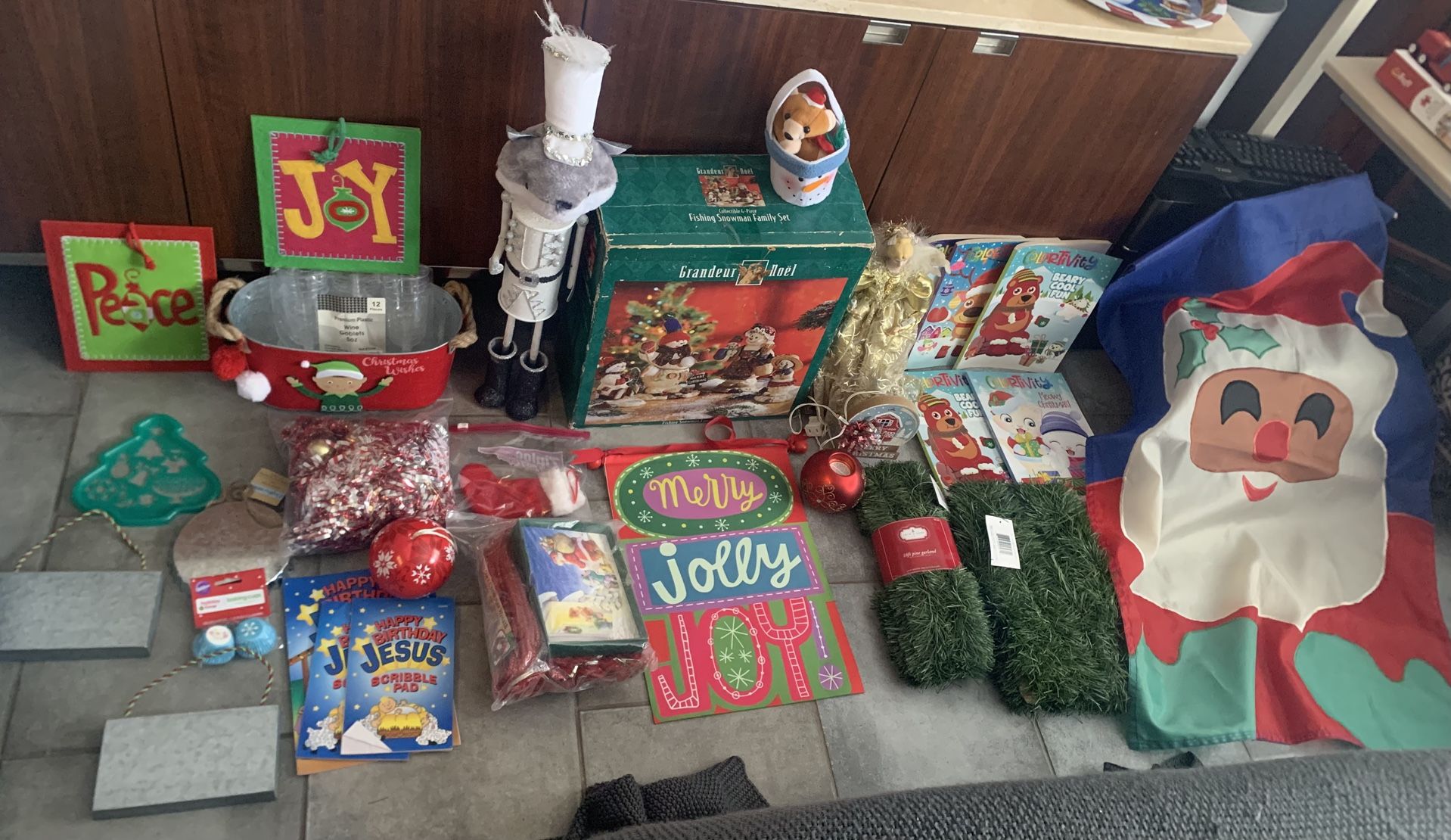 Christmas Decoration Set