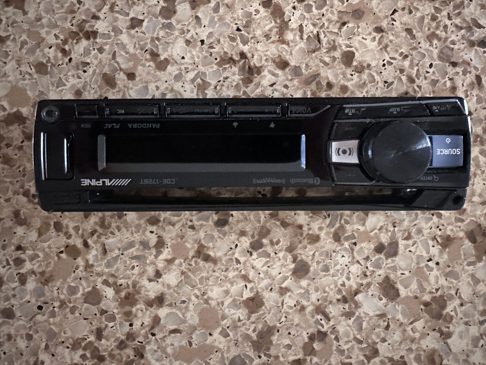 Alpine CDE-172BT Bluetooth CD Receiver *Face Only*
