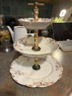 3-Tier Vintage Gilded Floral Porcelain Cake/Jewelry Stand