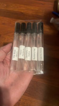 Women’s name brand 5 pack perfume