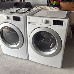Washer & Dryer Set