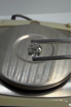 0.73ct Natural Diamond