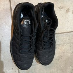 Nike men’s Air Max 