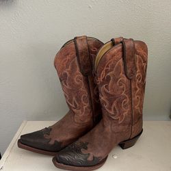 Ladies Boots (leather)