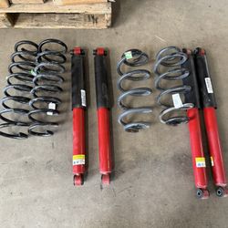 Stock Jeep Wrangler JL Suspension 