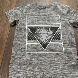 Boys Gray Dri Fit Hustle Shirt Size 5/6 #13