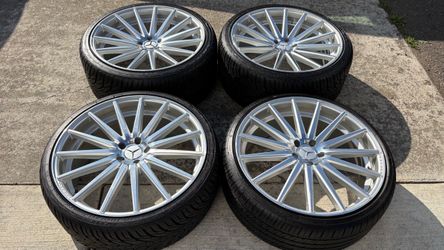 22 INCH VOSSEN SILVER STAGGERED WHEELS AND TIRES 5x112