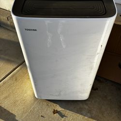 Toshiba Portable Ac And Dehumidifier 