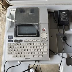 Brother P-Touch PT-2700 Label Maker 