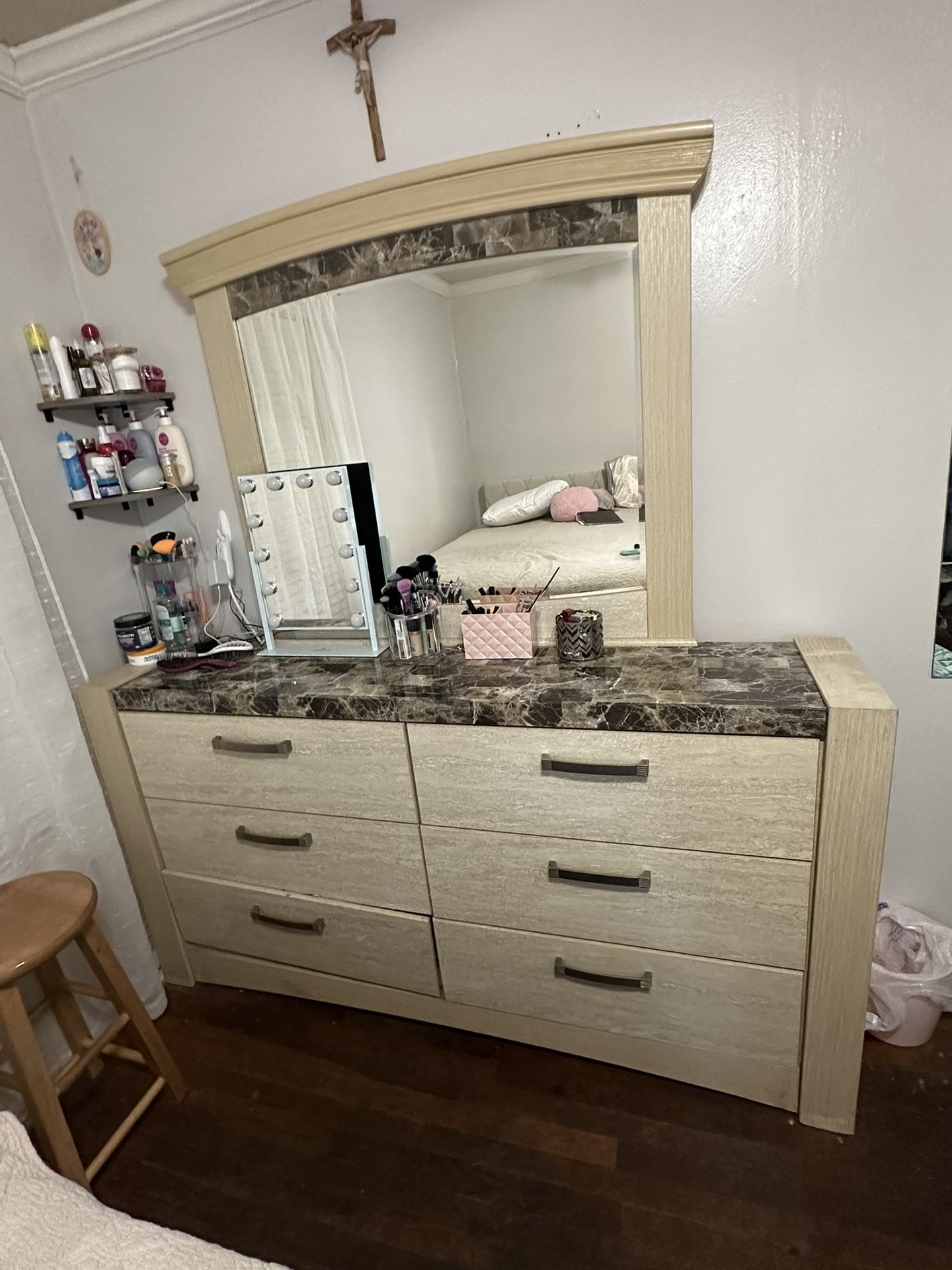 Bedroom Set