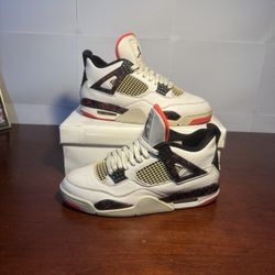 Jordan 4 Nostalgia