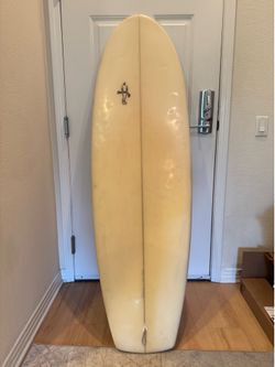 Kennedy 5’8 Surfboard