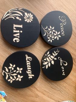 Live Laugh Love Peace Wooden Wall Decor Set