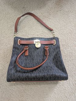 Michael kors purse