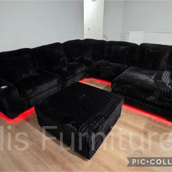 Brand New Sectional 6 Pcs Corduroy Fabric Oversize Black Corduroy LED Light Cu0 Holder & USB $1399 