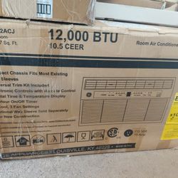GE Appliance 12000 Btu Window A/c Unit