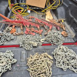 Chains / BINDERS