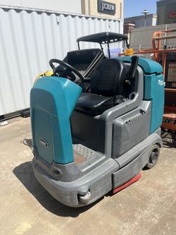 Industrial Floor Polisher & Commercial Carpet Cleaner