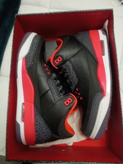 Jordan 3 size 9