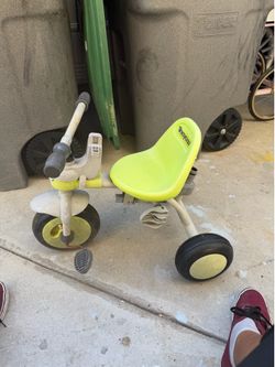 Kid bike. With extra footpad. $15