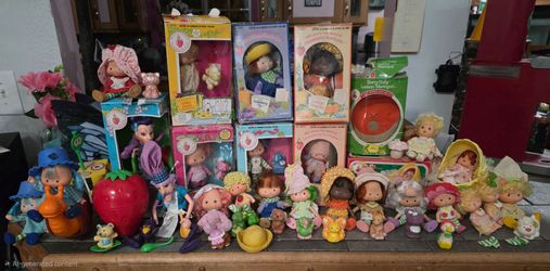 Strawberry Shortcake Vintage Dolls Lot