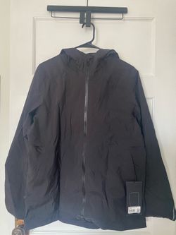 Lululemon Waterproof Full-Zip Rain Jacket Size: Small Color: Black