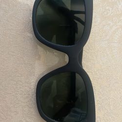 Tom’s Black Sunglasses Travelers Collection Perfect Condition 