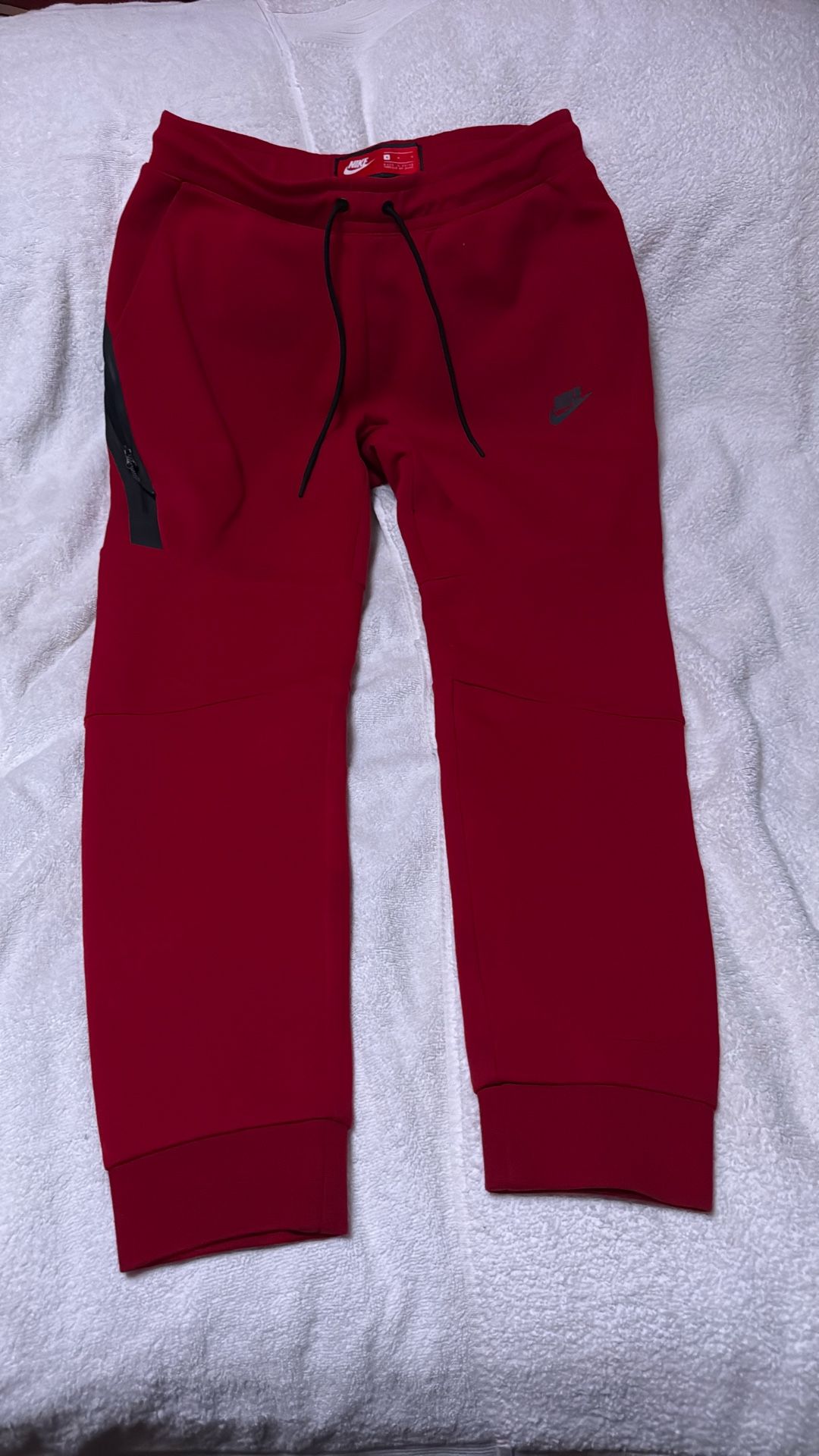 Nike Sportswear Tech Fleece Joggers Red Tapered Pants Men MEDIUM