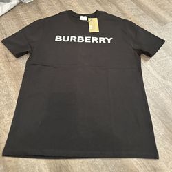 BURBERRY - T Shirt 