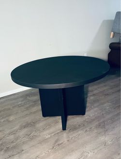 Black Dining Table (FREE DELIVERY)