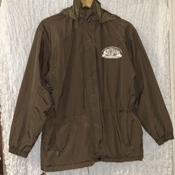 Overseas Adventure Club Sir Edmund Hillary Team, Multiple Pockets, Size: M