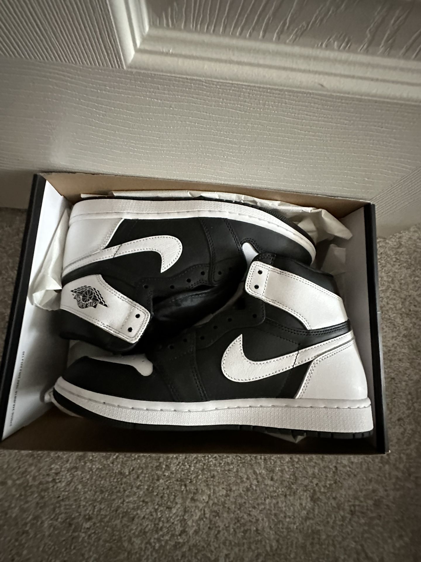 Brand New Men’s Nike Air Jordan 1