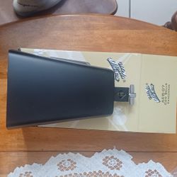 CAMPANA & CLAVES, NUEVOS