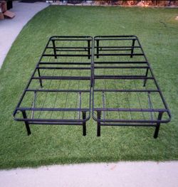 Bed Flames Fold Flat for Easy Storage