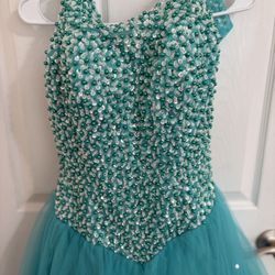 Green PROM / BRIDAL Dress