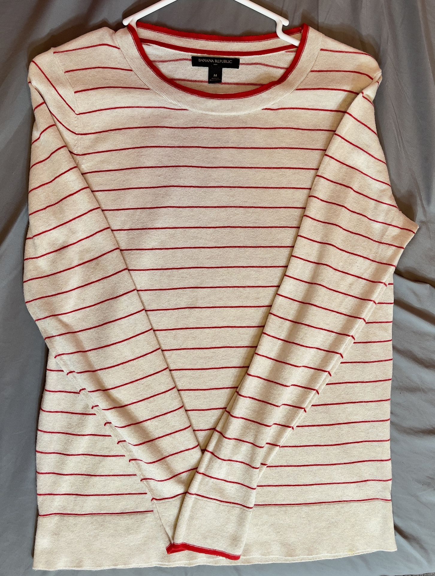 Banana Republic Red and White Striped Lightweight Sweater Size: M