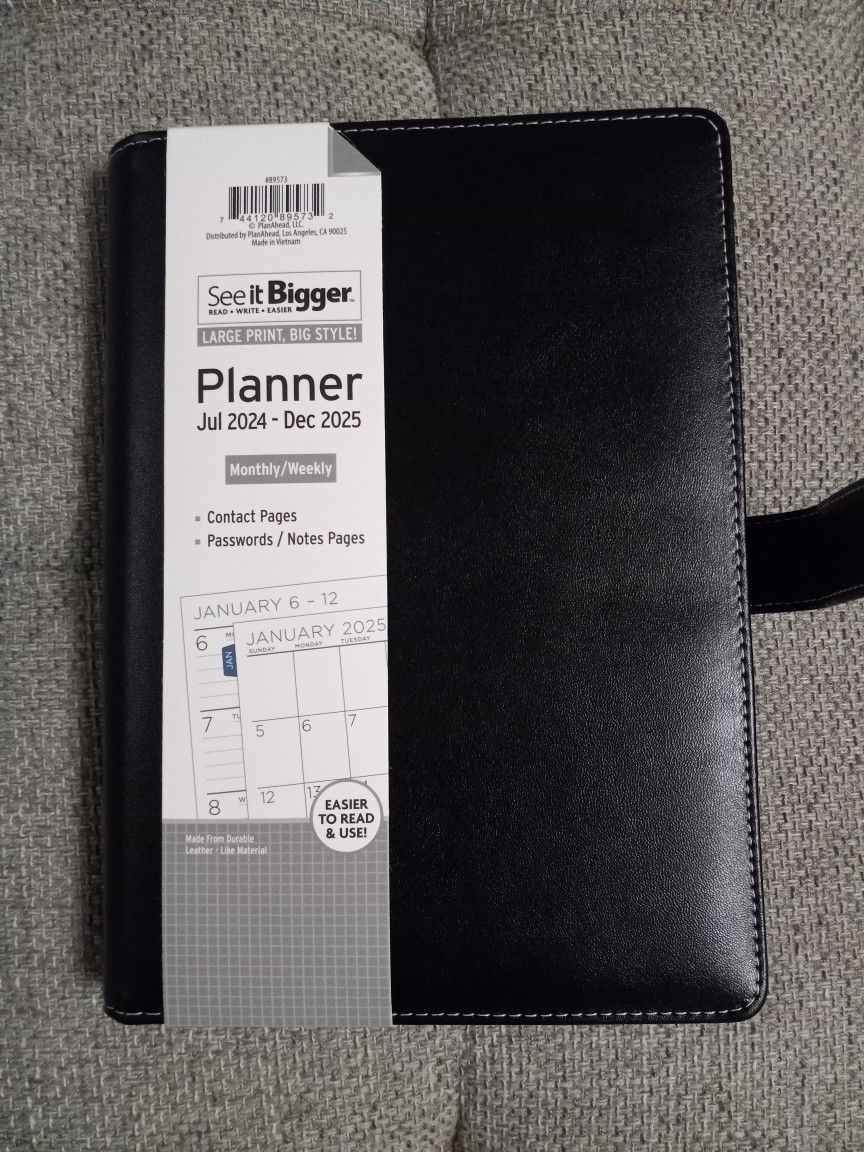 New 2024/2025 Faux Leather Planner
