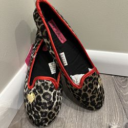 Betsey Johnson Faux Fur Leopard Slippers NWT