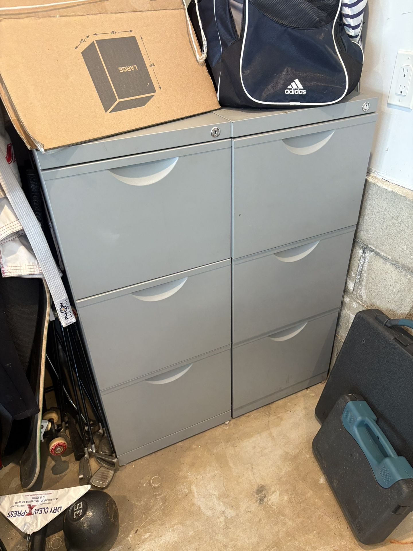 6 Filing Cabinets Need Gone