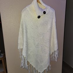 Poncho. Knitted, White, Large