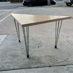 Triangle Side Table 