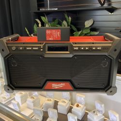 Milwaukee M18 18V Lithium-Ion Cordless Jobsite Radio