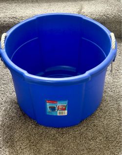 Rubbermaid Tub with Handles