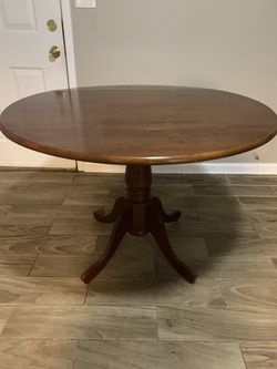 Dining room table